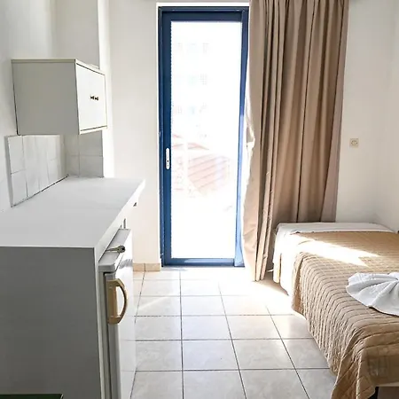 شقة فندقية Amalia Sea 3*