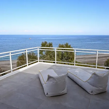 Amalia Sea شقة فندقية 3*